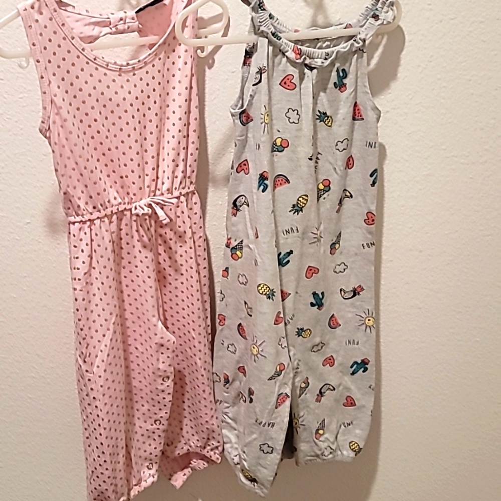 🔵Bundle of two 24 month jumpers